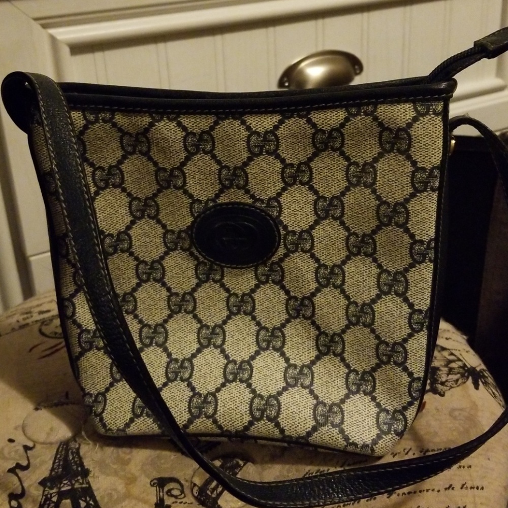 Vintage Gucci purse